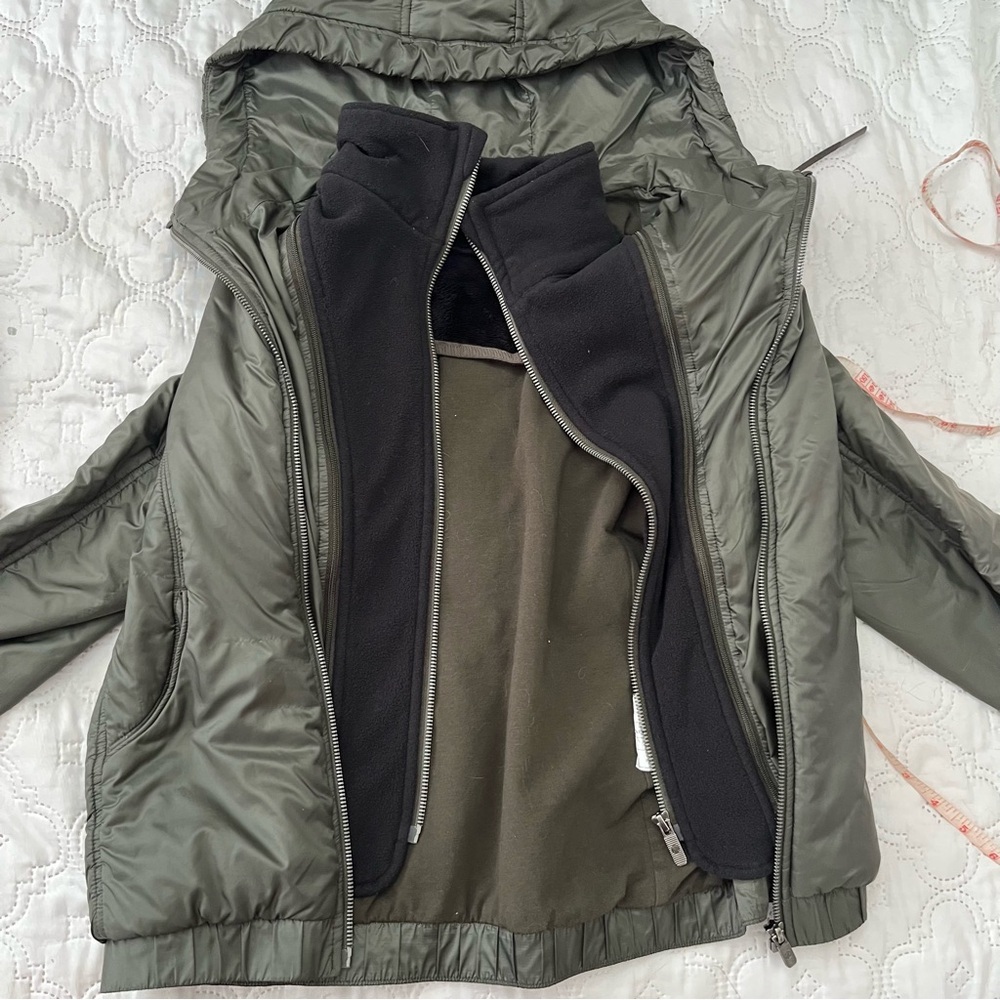 Lululemon Scuba Hoodie *Glyde Dark Olive Green Insulated Jacket Size 4 - Picture 9 of 17